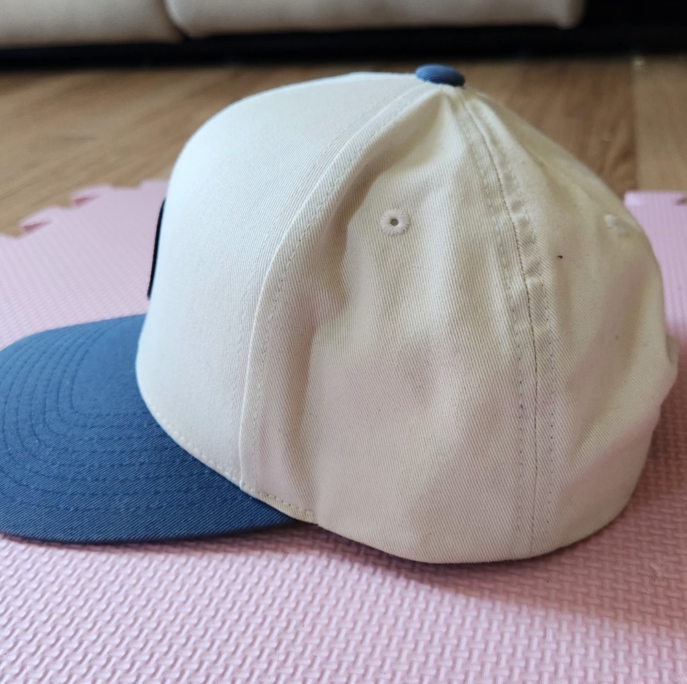 Volcom snapback - Picture 3 of 4